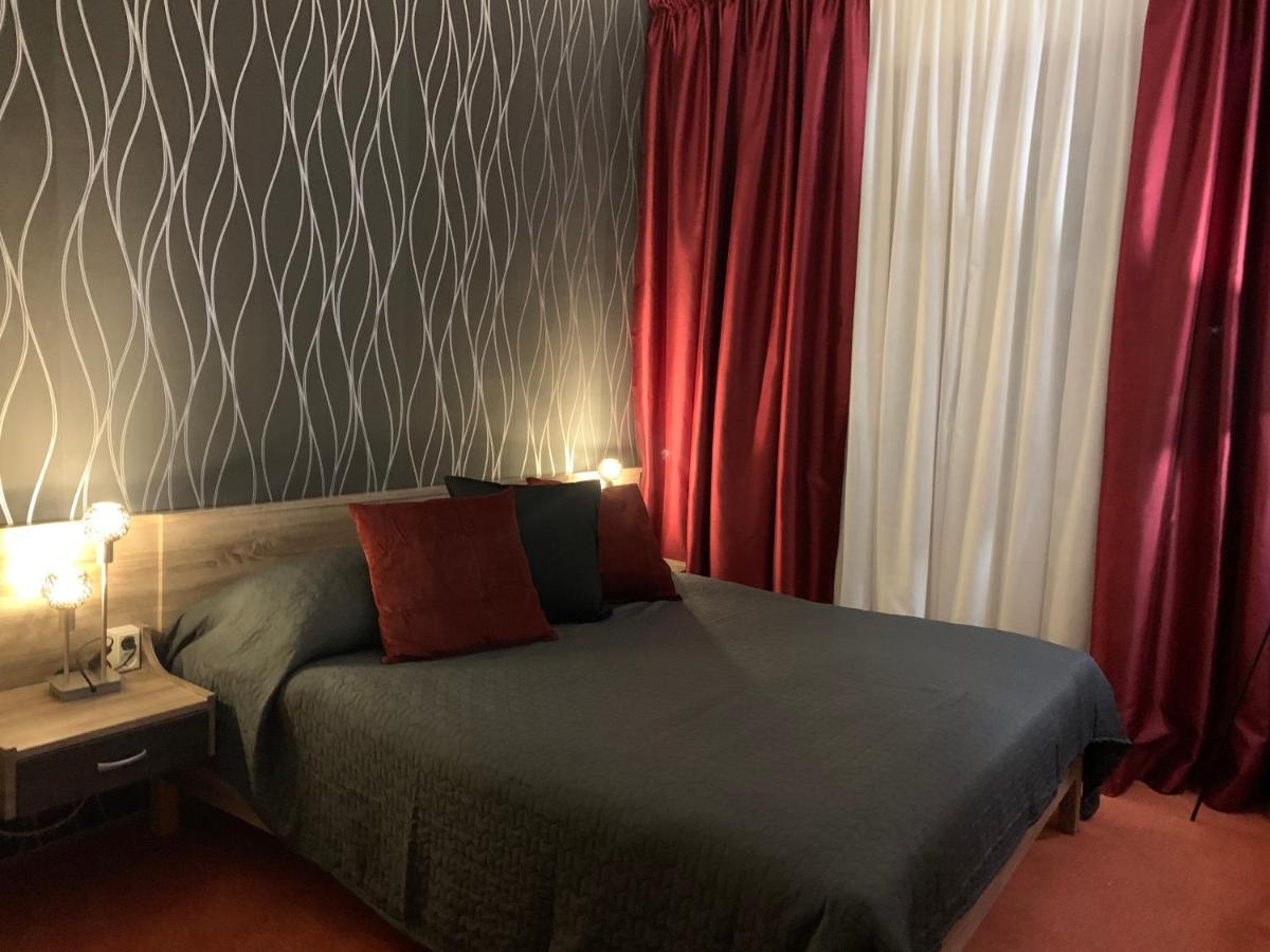 Gostisce Stari Grad Hotell Senozece Exteriör bild